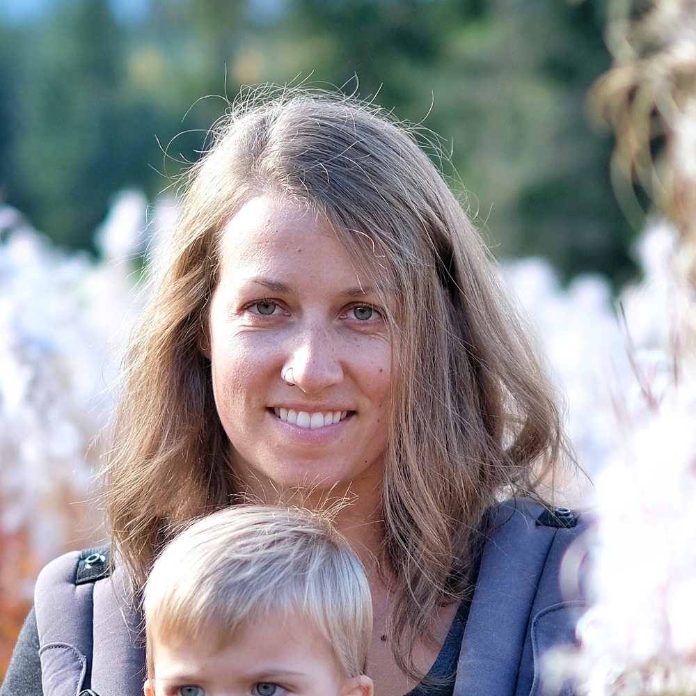 Meet your Posher, Elise